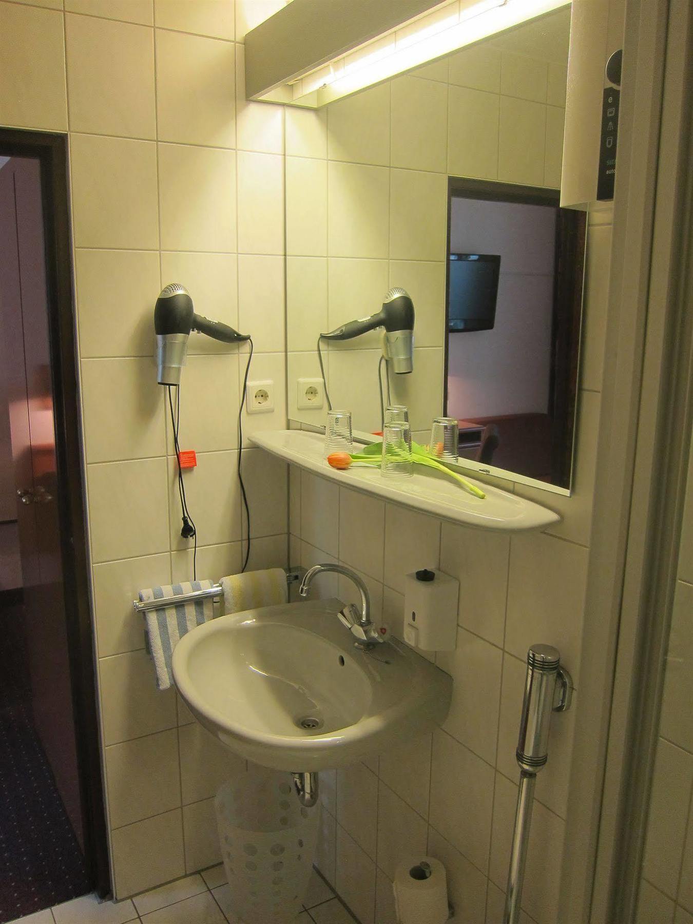 Hotel Atrium Berlin Extérieur photo